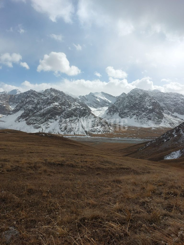Lov v Kyrgyzstánu ✅ Lovecká oblast Naryn ✅ Lov kozorožec sibiřský ✅ Lov argali marco polo ✅